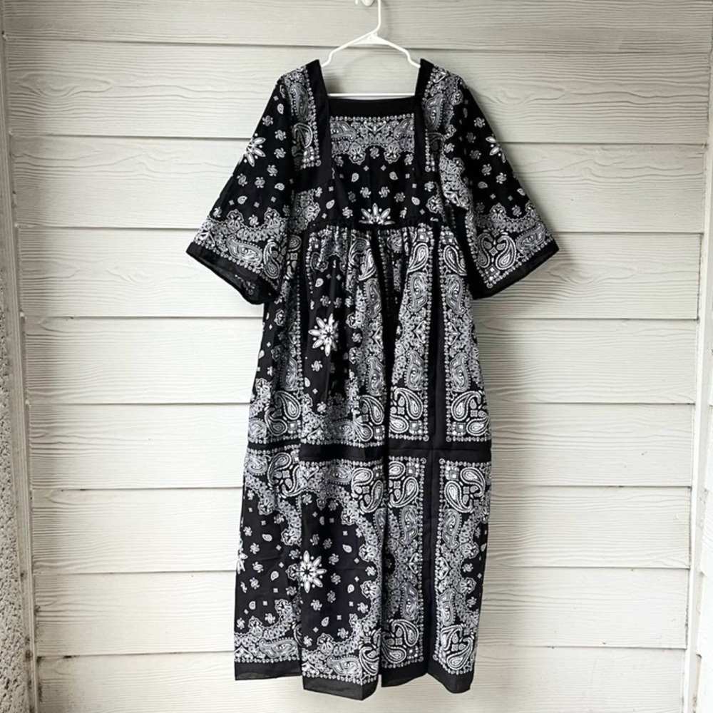 Handmade Bandana Maxi Dress in Black - Picture 4 of 11